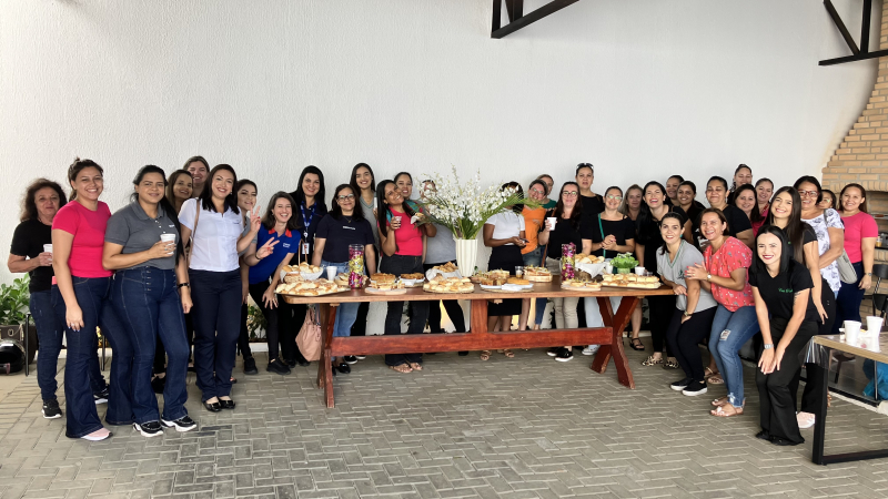 Café da manhã para as associadas no dia 8 de março