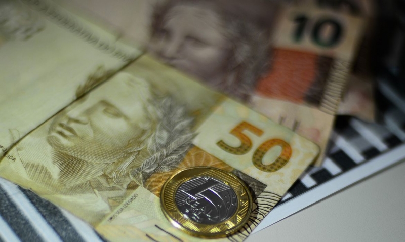 SEC Matão e Taquaritinga - Trabalhadores nascidos em agosto podem sacar auxílio emergencial